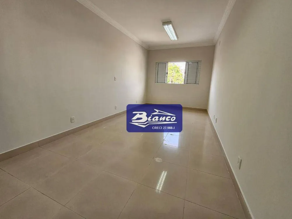Sobrado, 3 quartos, 216 m² - Foto 1