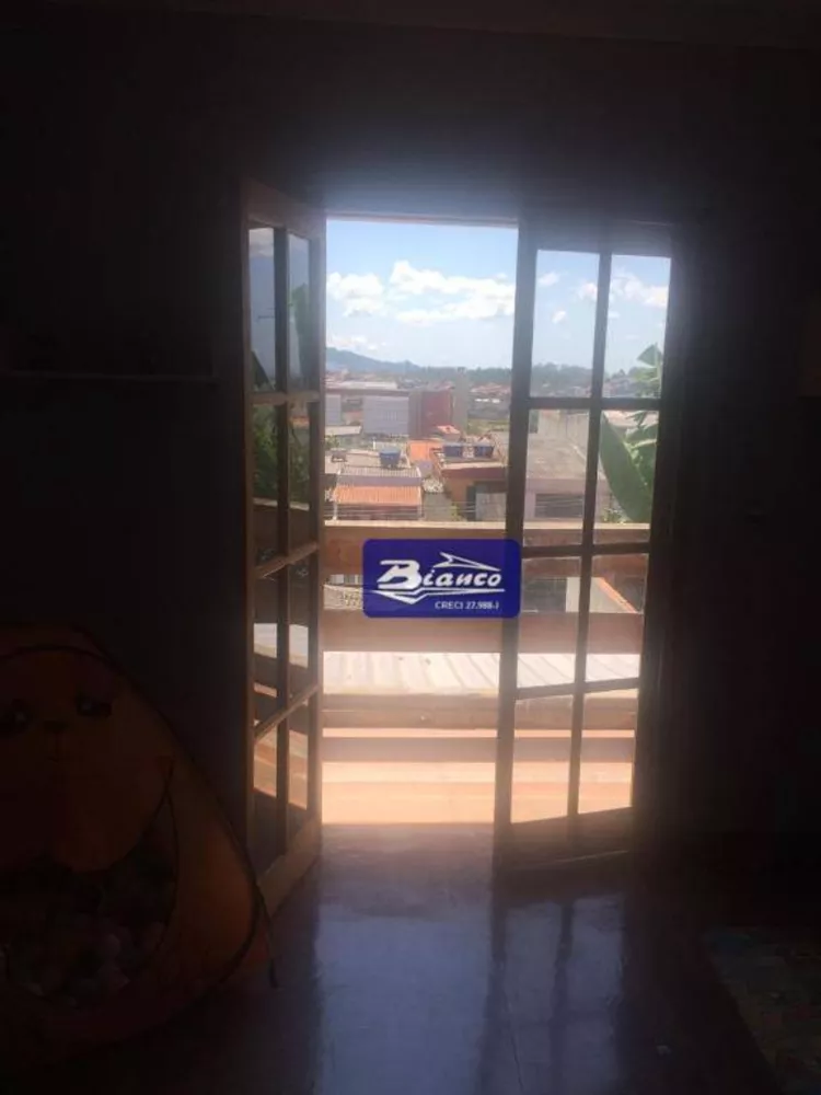 Sobrado à venda com 3 quartos, 155m² - Foto 3