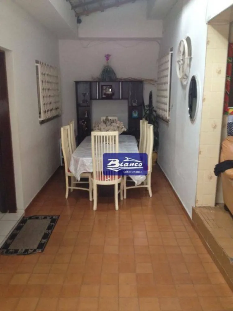 Casa, 3 quartos, 214 m² - Foto 8