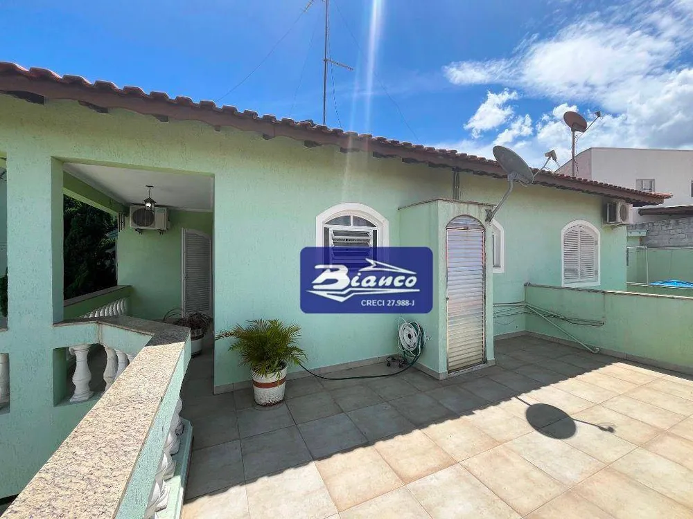 Sobrado, 4 quartos, 309 m² - Foto 1
