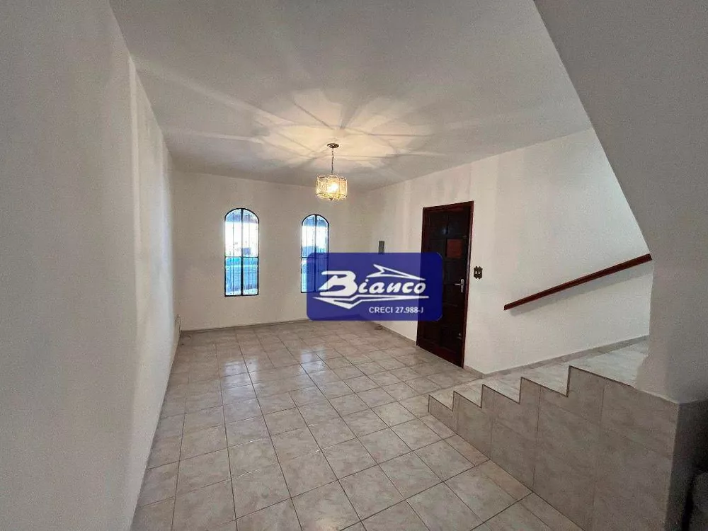 Sobrado à venda com 2 quartos, 91m² - Foto 4