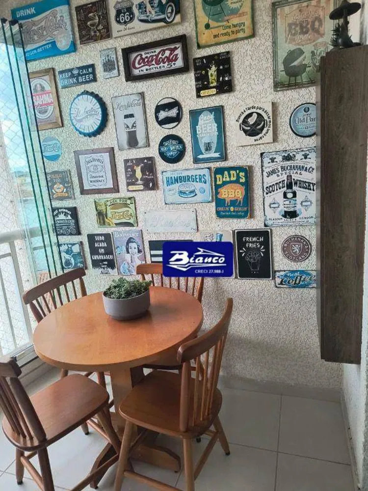 Apartamento, 3 quartos, 70 m² - Foto 2