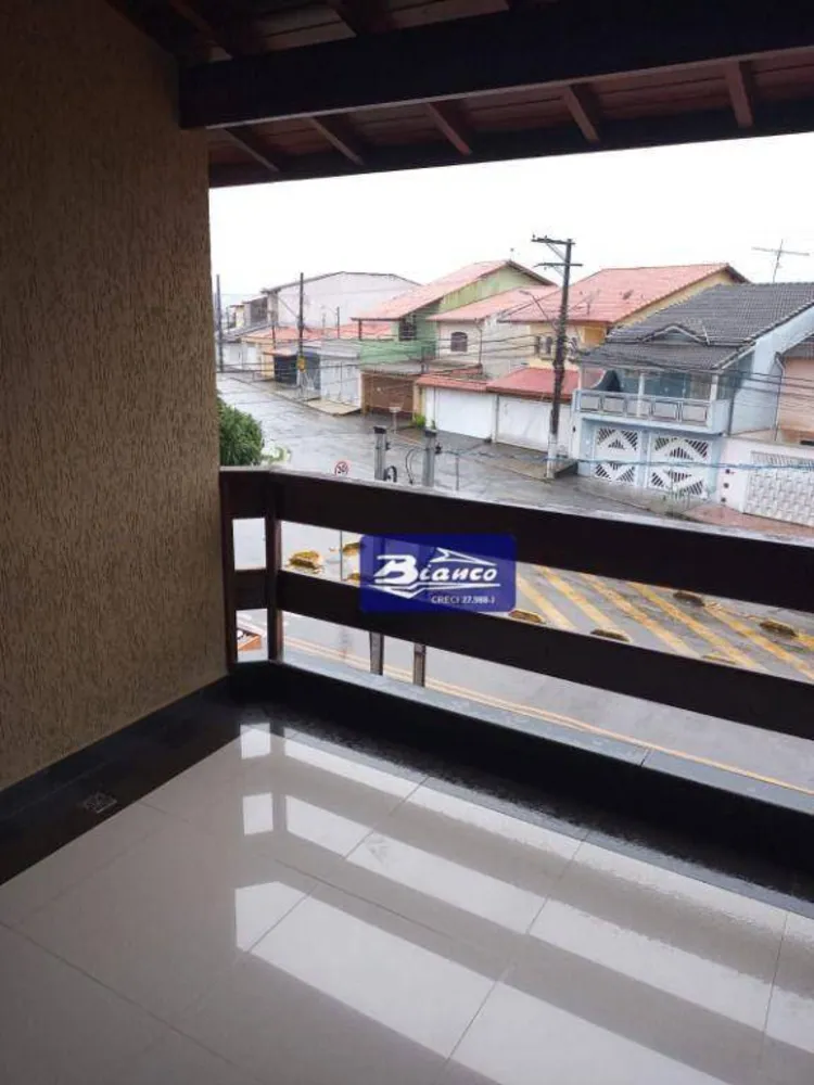 Sobrado, 3 quartos, 220 m² - Foto 1