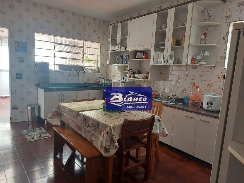 Sobrado, 3 quartos, 200 m² - Foto 4