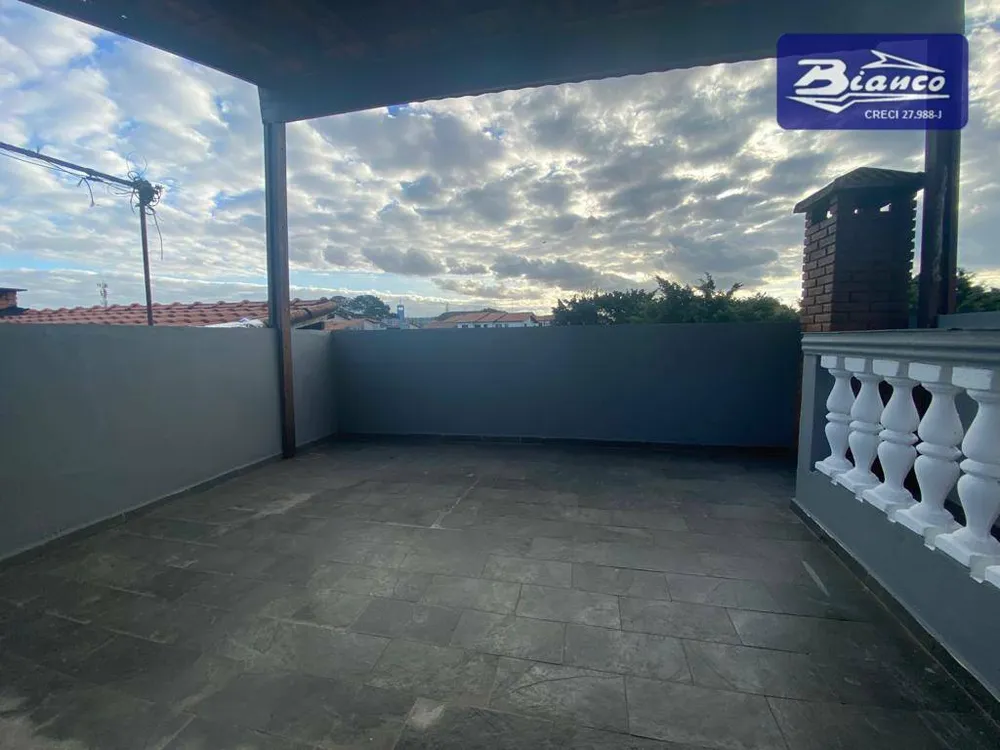 Sobrado, 3 quartos, 180 m² - Foto 1