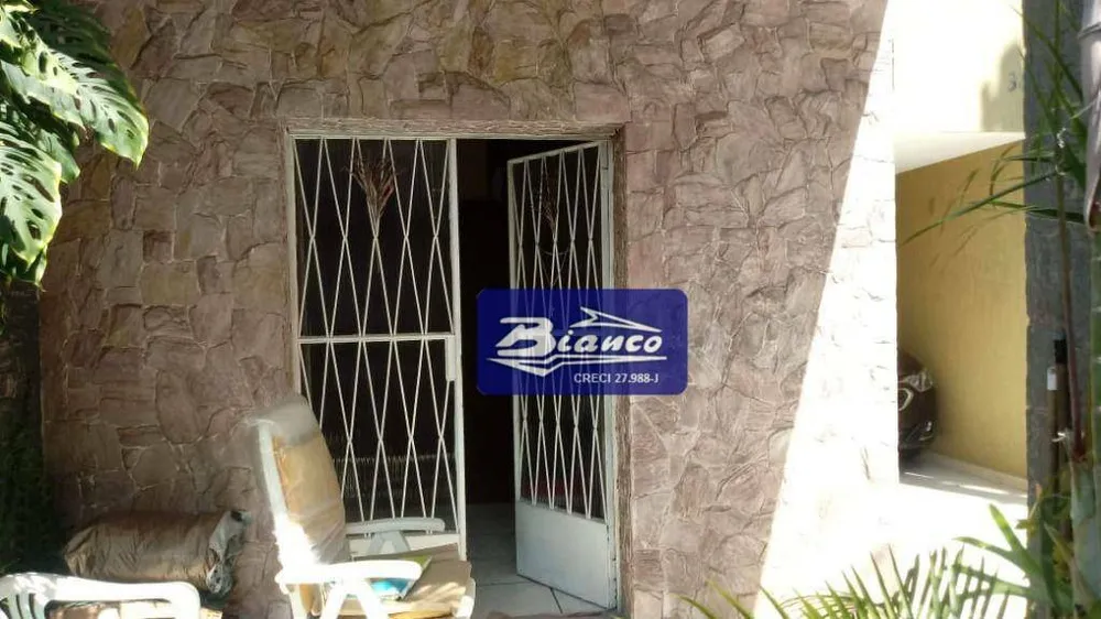 Casa, 4 quartos, 210 m² - Foto 9