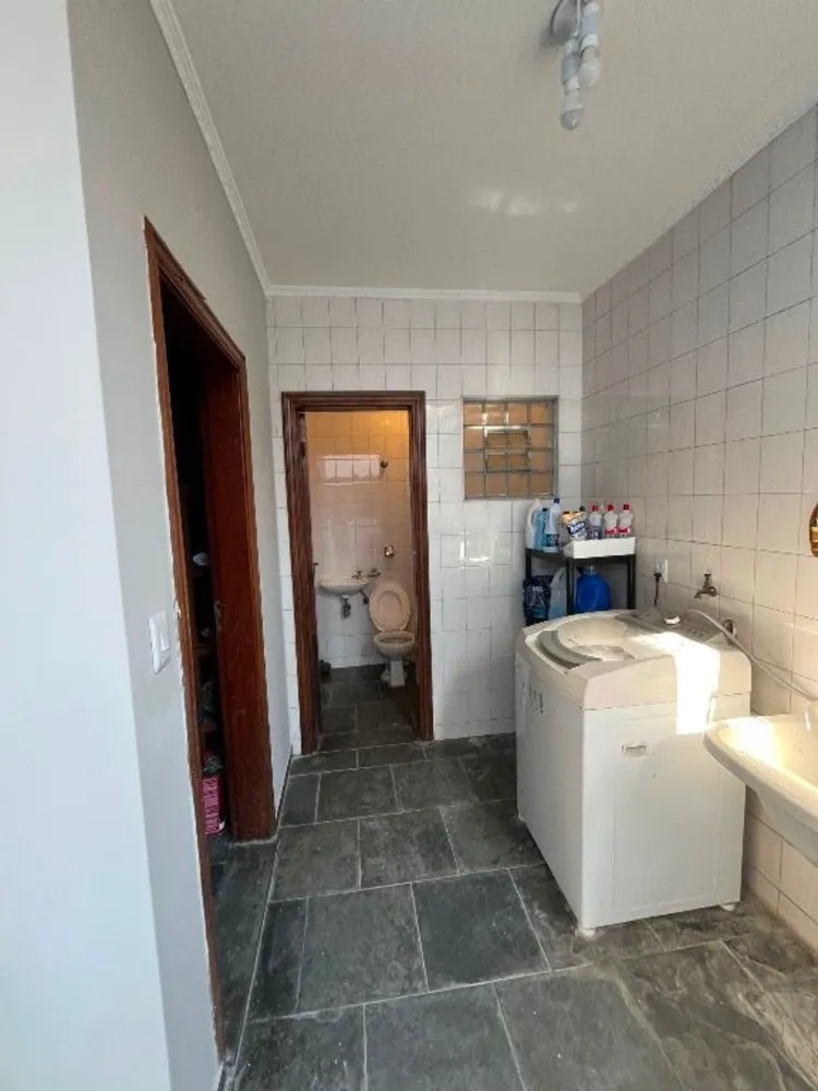Sobrado, 4 quartos, 327 m² - Foto 1