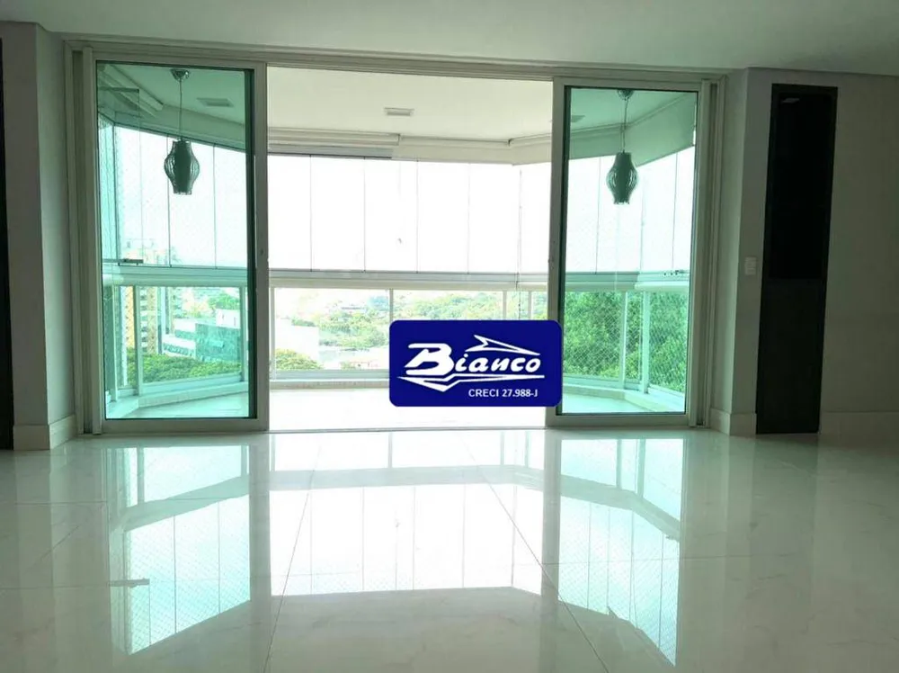 Apartamento, 4 quartos, 220 m² - Foto 1