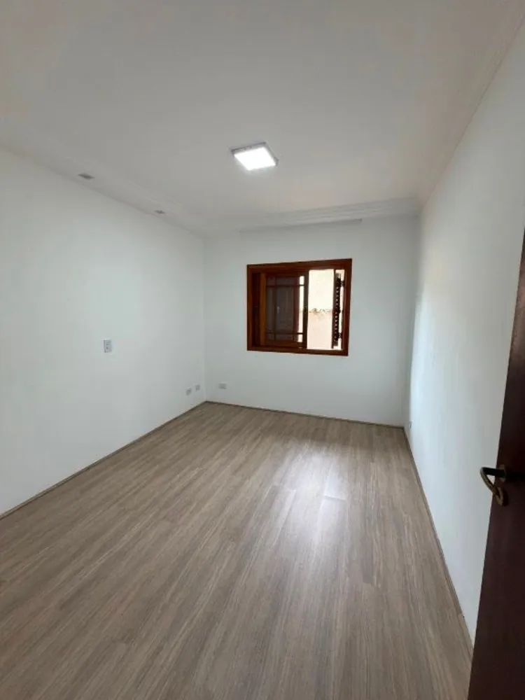 Sobrado, 3 quartos, 211 m² - Foto 2