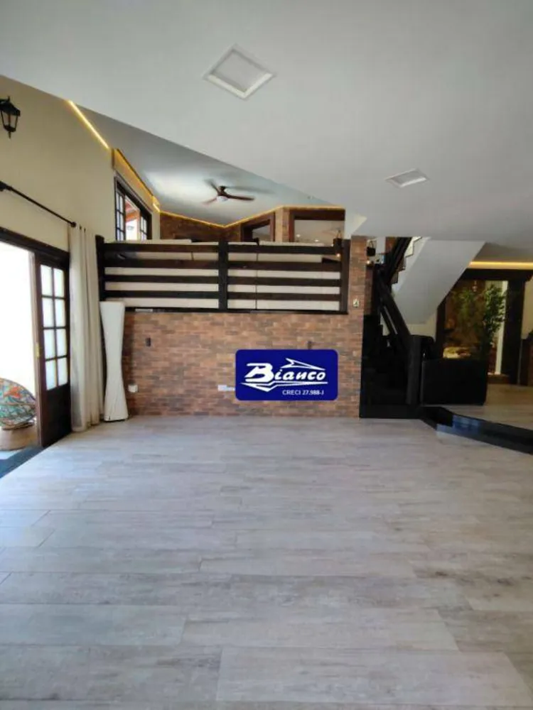 Sobrado, 6 quartos, 491 m² - Foto 1