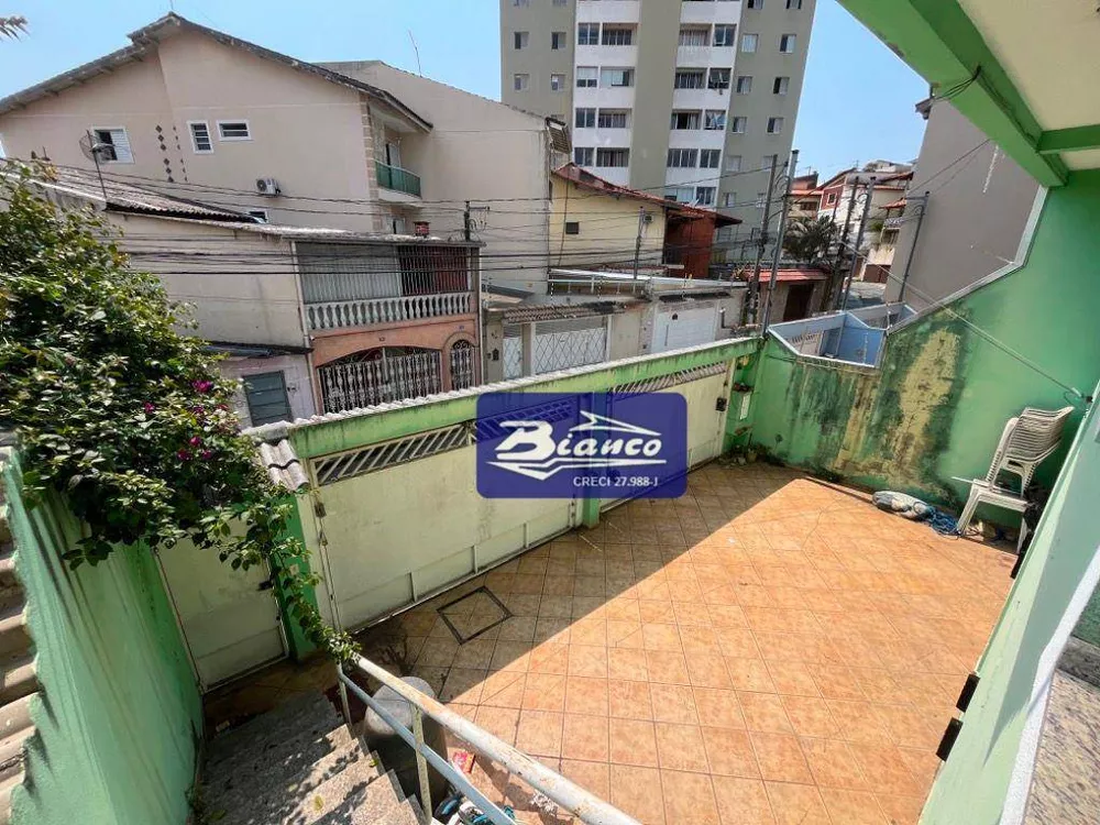 Sobrado à venda com 3 quartos, 104m² - Foto 2