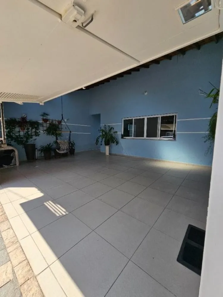 Casa, 4 quartos, 174 m² - Foto 1