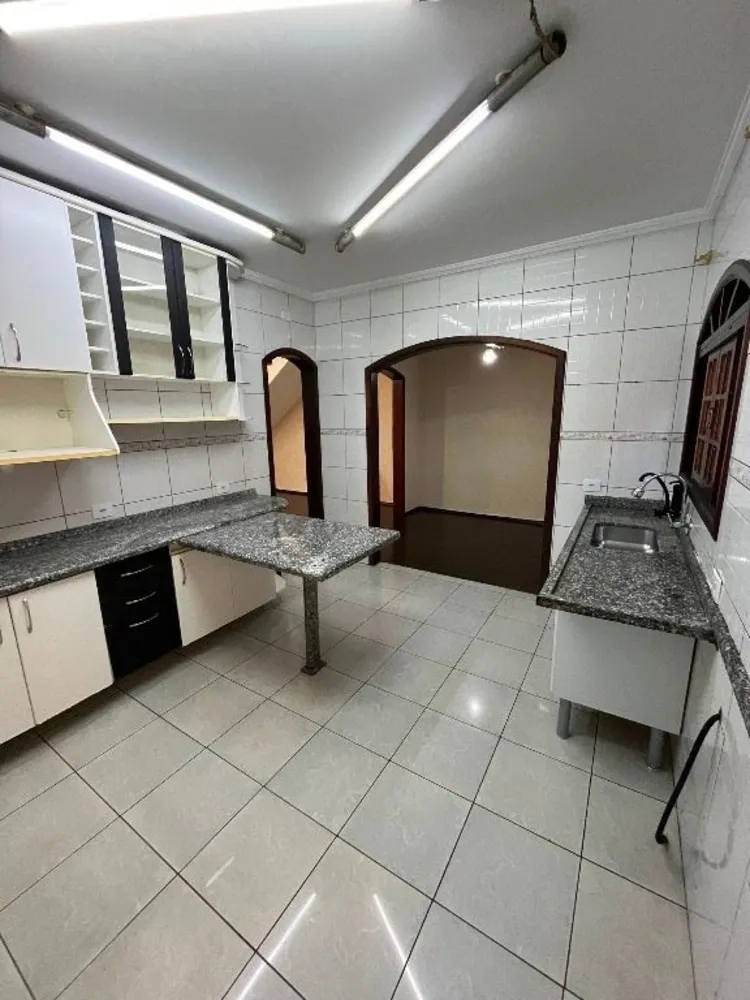 Sobrado, 3 quartos, 194 m² - Foto 3