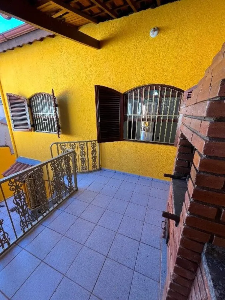 Sobrado, 3 quartos, 194 m² - Foto 1