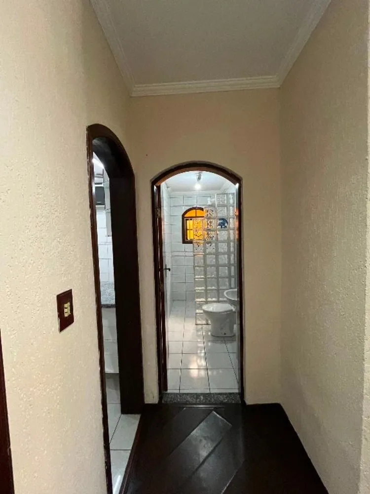 Sobrado, 3 quartos, 194 m² - Foto 2