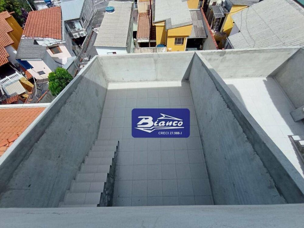 Sobrado à venda com 3 quartos, 140m² - Foto 1
