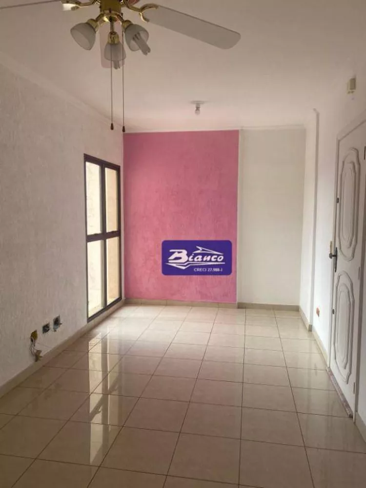 Apartamento à venda com 2 quartos, 60m² - Foto 2