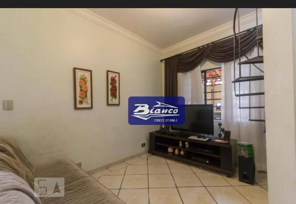 Sobrado, 3 quartos, 240 m² - Foto 1