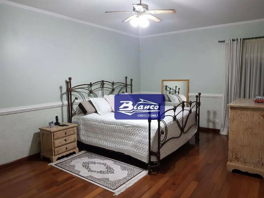 Sobrado, 3 quartos, 260 m² - Foto 2