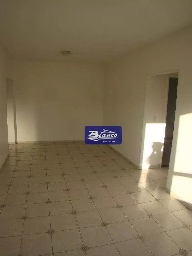 Apartamento à venda com 2 quartos, 76m² - Foto 1