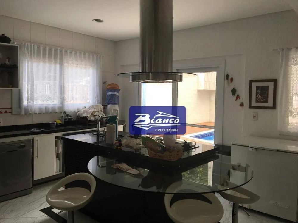 Sobrado, 3 quartos, 340 m² - Foto 2