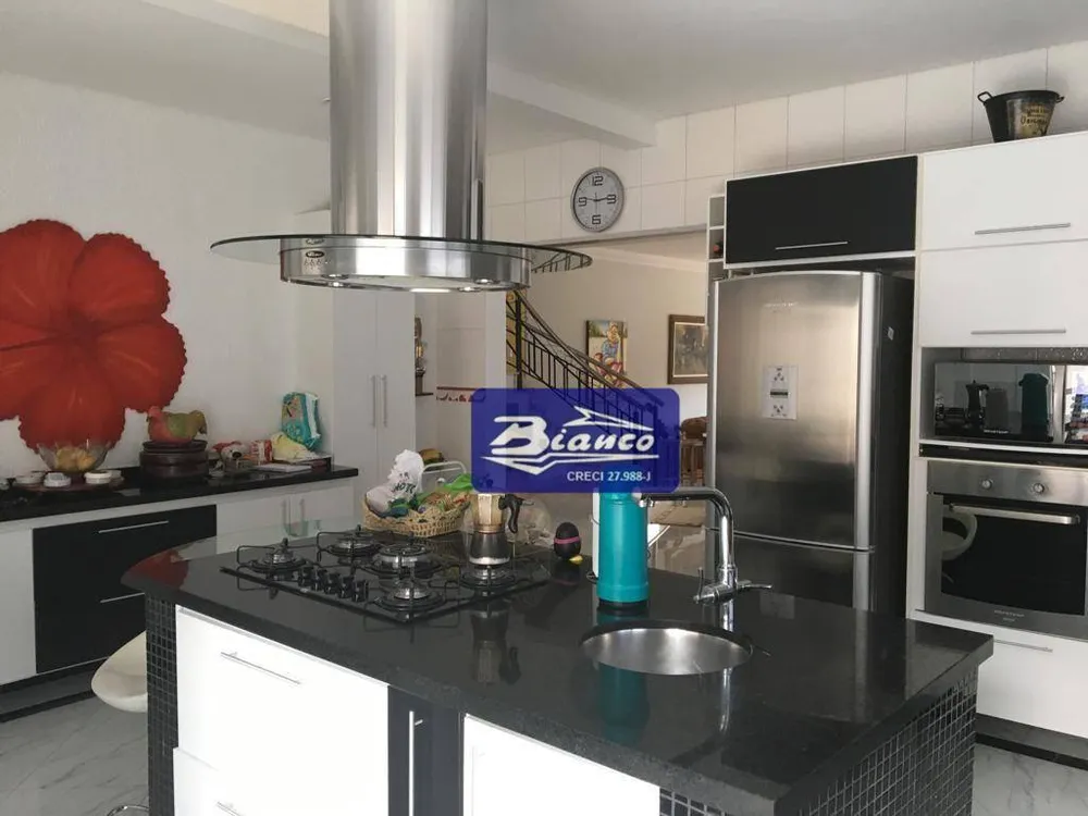 Sobrado, 3 quartos, 340 m² - Foto 5