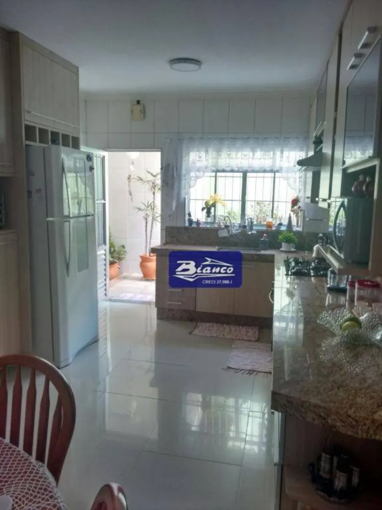 Casa, 3 quartos, 122 m² - Foto 2
