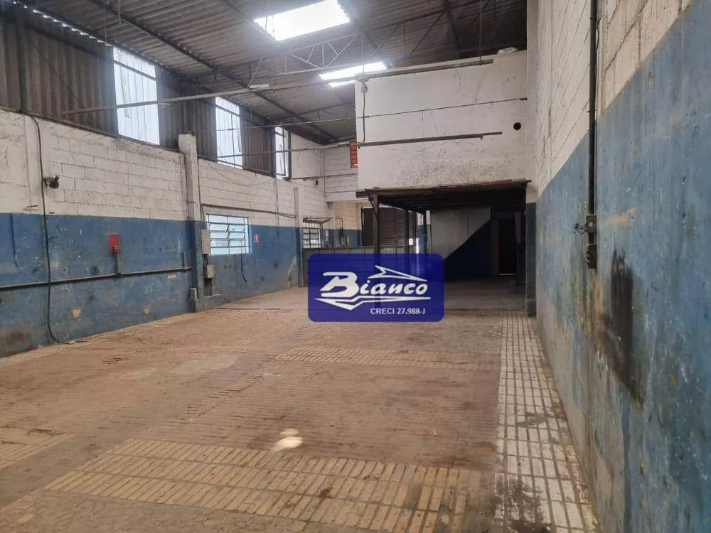 Depósito-Galpão-Armazém para alugar, 400m² - Foto 1