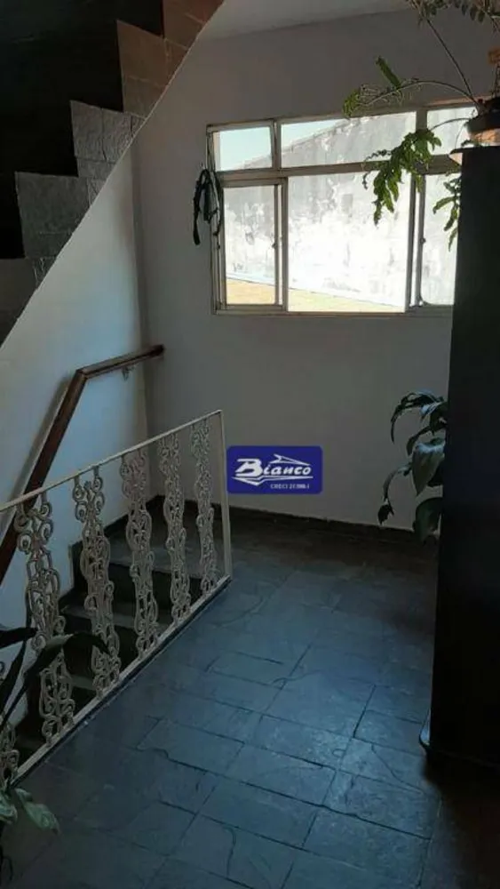 Casa, 2 quartos, 249 m² - Foto 4