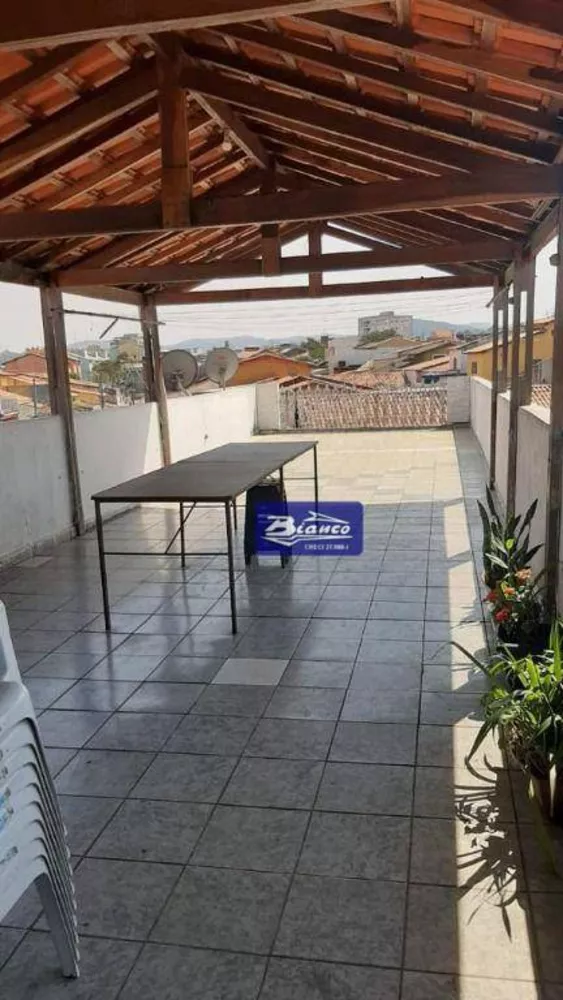 Casa à venda com 2 quartos, 249m² - Foto 2