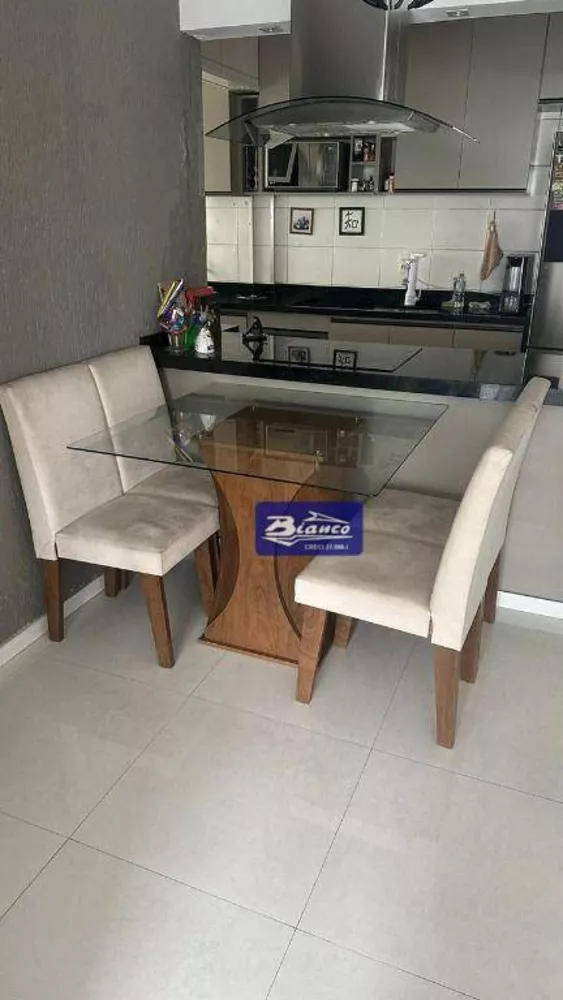 Apartamento à venda com 3 quartos, 76m² - Foto 4