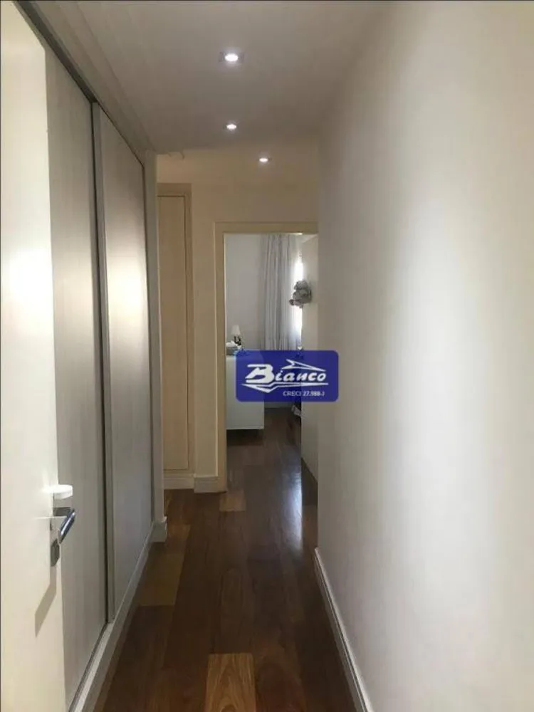 Apartamento, 3 quartos, 200 m² - Foto 1