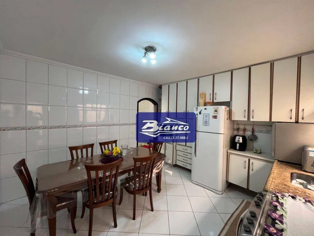 Casa, 3 quartos, 176 m² - Foto 8
