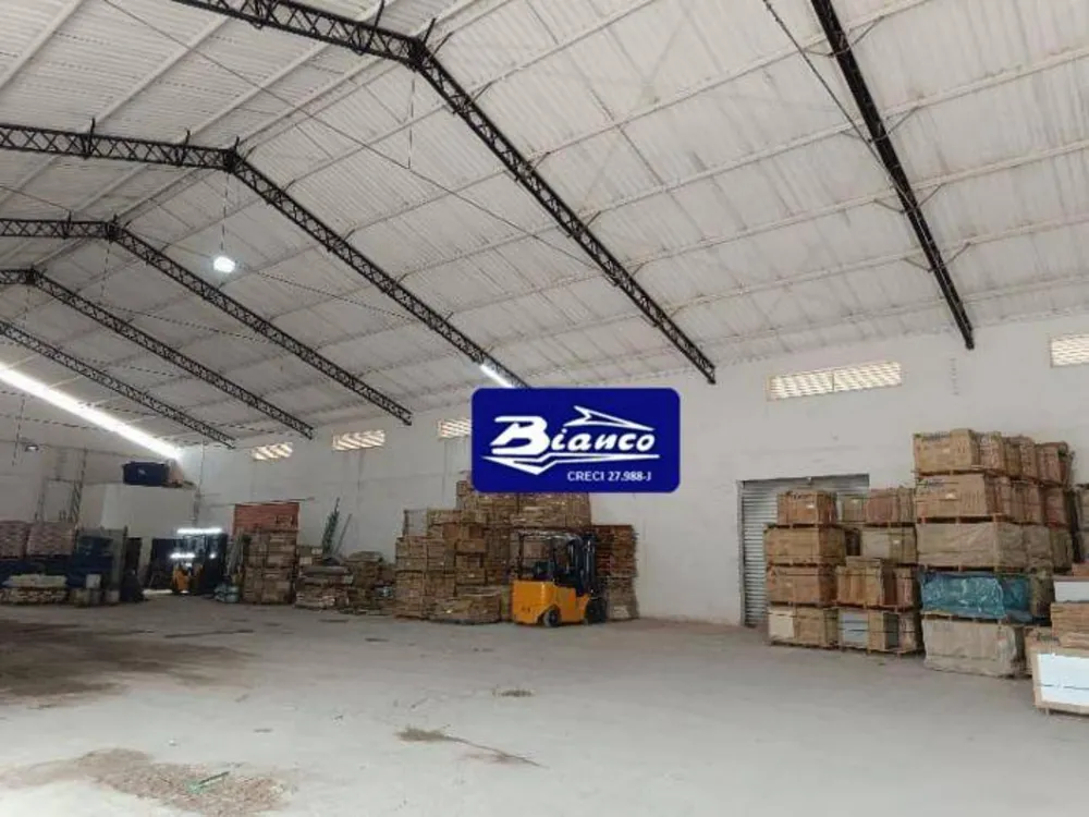 Depósito-Galpão, 2700 m² - Foto 2
