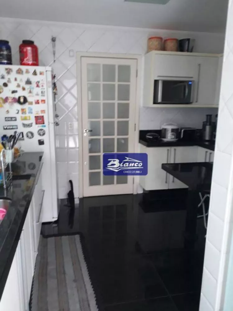 Sobrado à venda com 3 quartos, 117m² - Foto 1