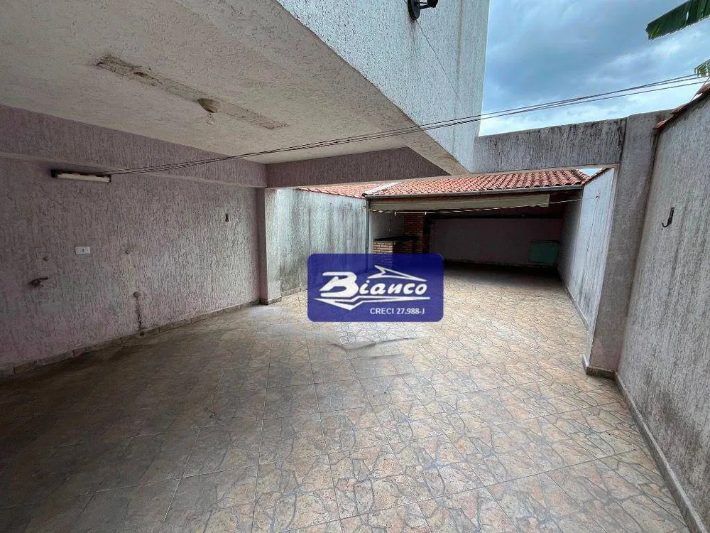 Sobrado, 3 quartos, 229 m² - Foto 4