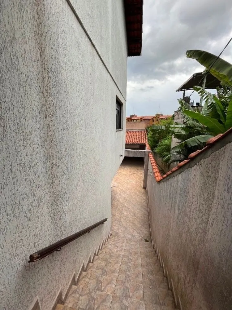 Sobrado, 3 quartos, 229 m² - Foto 3