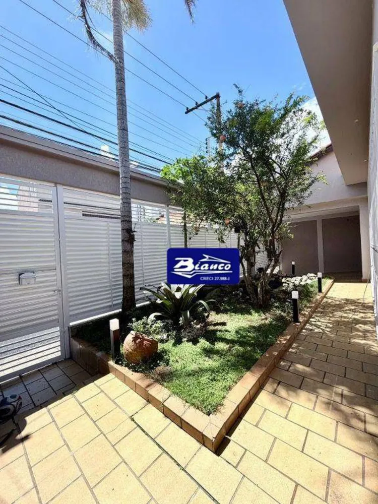 Casa, 3 quartos, 176 m² - Foto 1