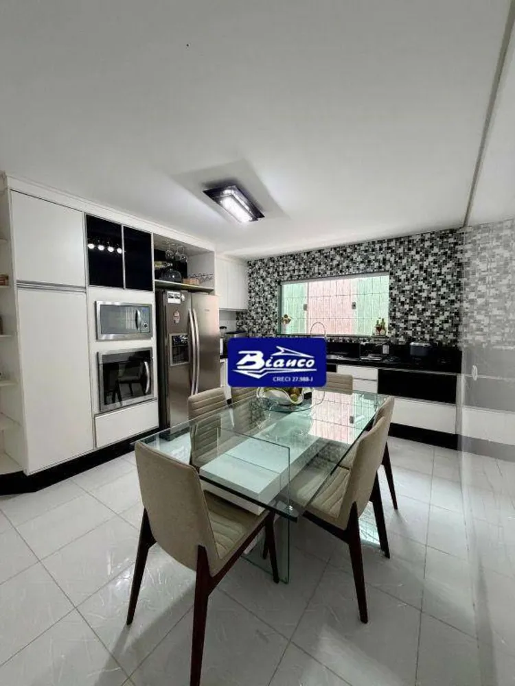 Casa, 3 quartos, 176 m² - Foto 5