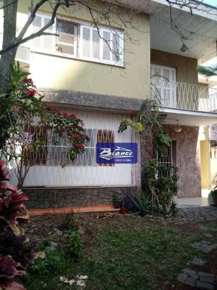Casa, 4 quartos, 210 m² - Foto 1