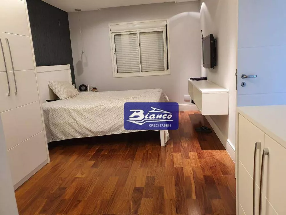 Apartamento à venda com 3 quartos, 182m² - Foto 4