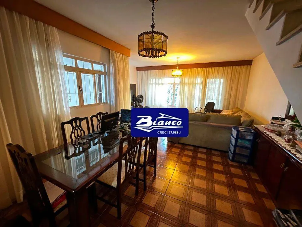 Sobrado, 3 quartos, 236 m² - Foto 4