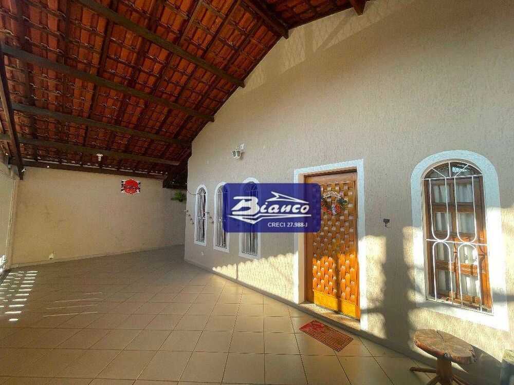 Casa, 3 quartos, 310 m² - Foto 2