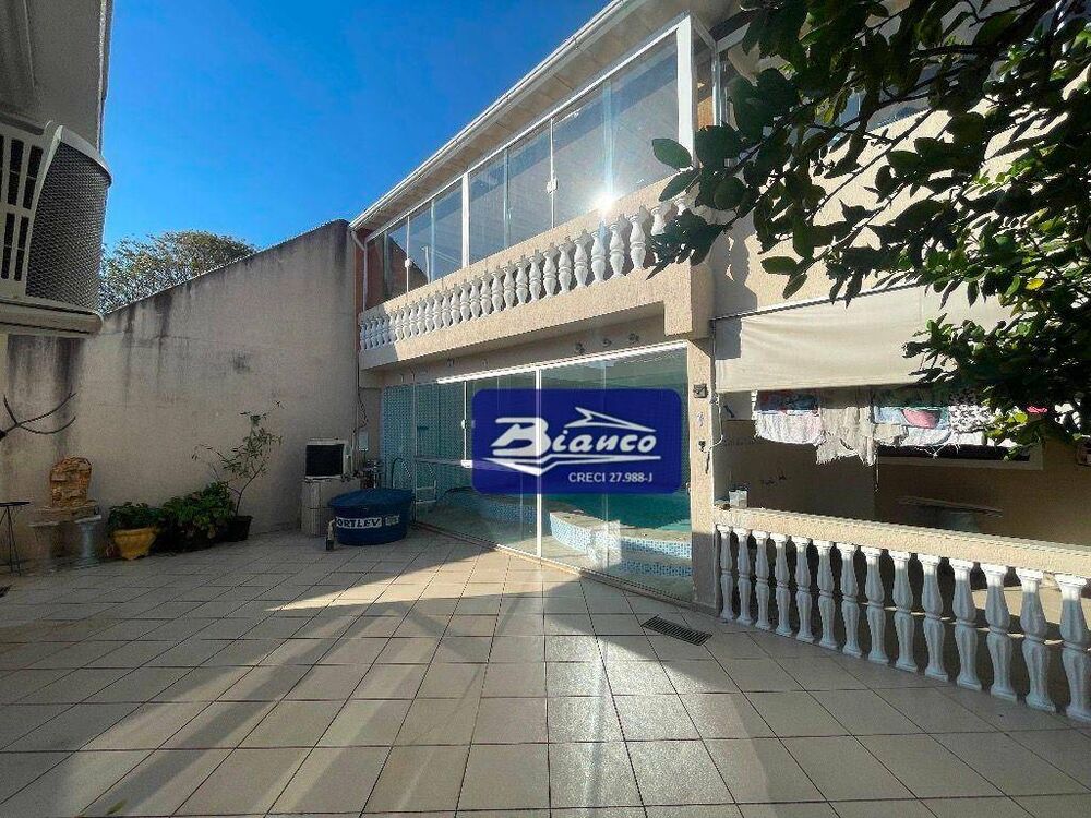 Casa, 3 quartos, 310 m² - Foto 16