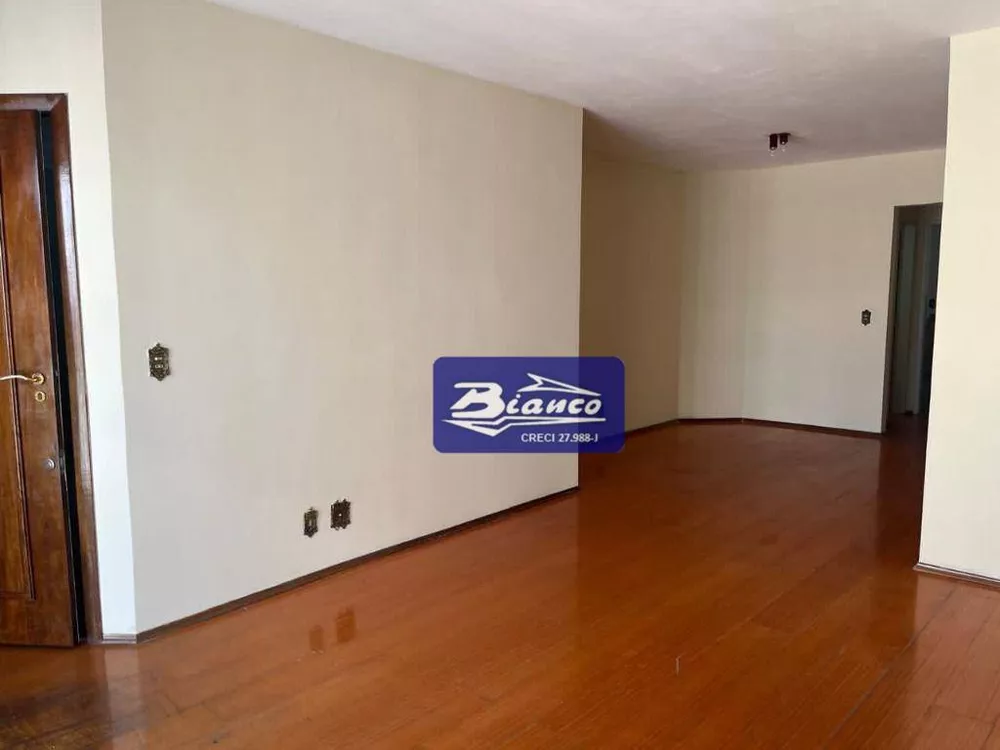 Apartamento à venda com 3 quartos, 136m² - Foto 4