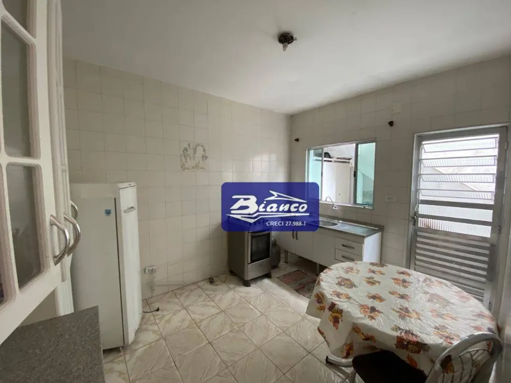 Sobrado, 3 quartos, 131 m² - Foto 2