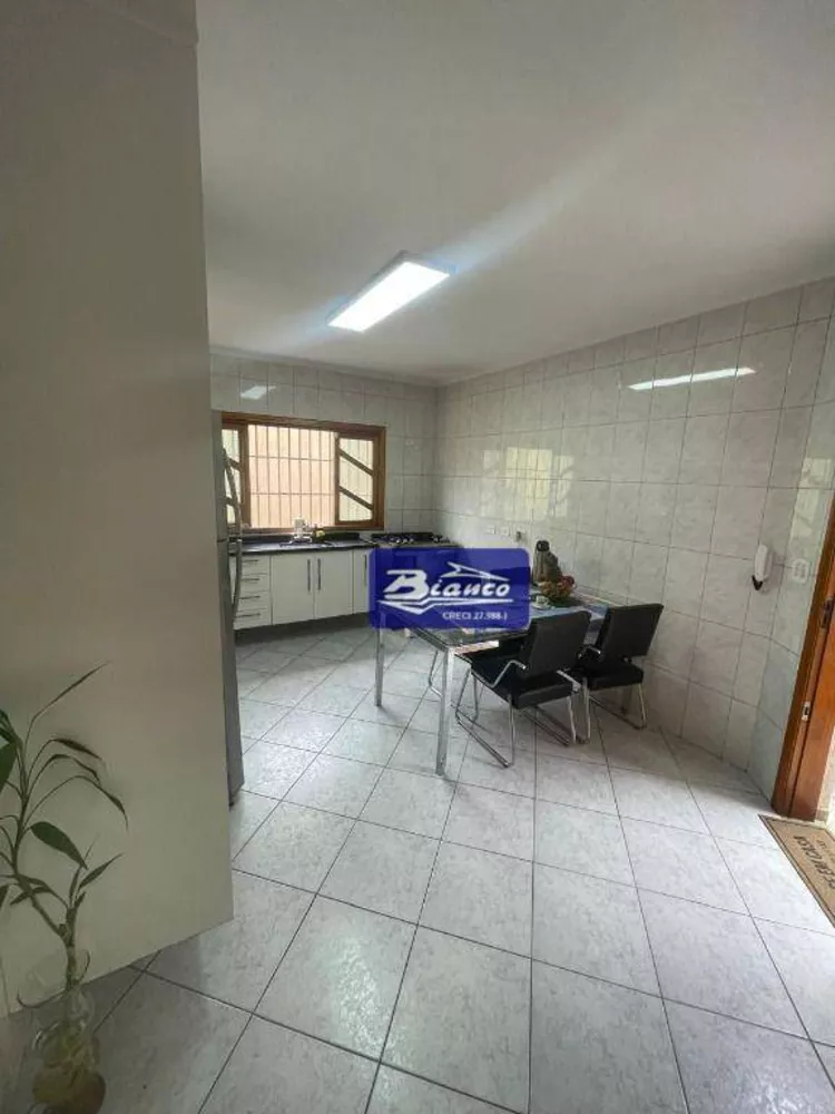 Sobrado à venda com 3 quartos, 140m² - Foto 4