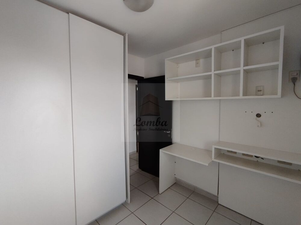 Apartamento para alugar com 3 quartos, 106m² - Foto 12