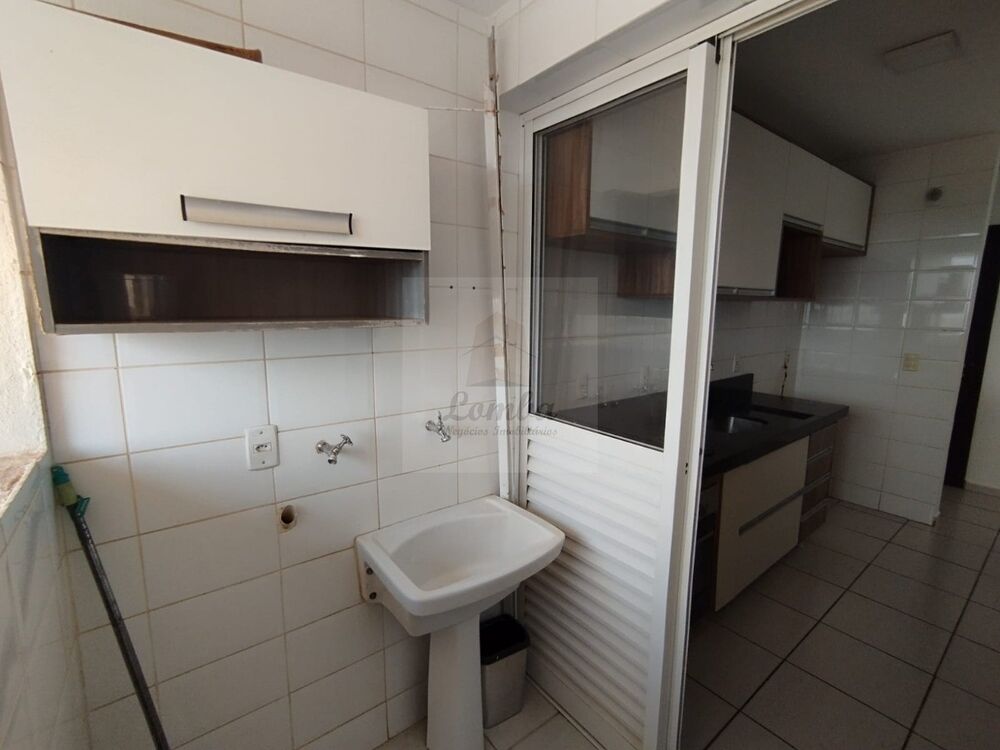Apartamento para alugar com 3 quartos, 106m² - Foto 13