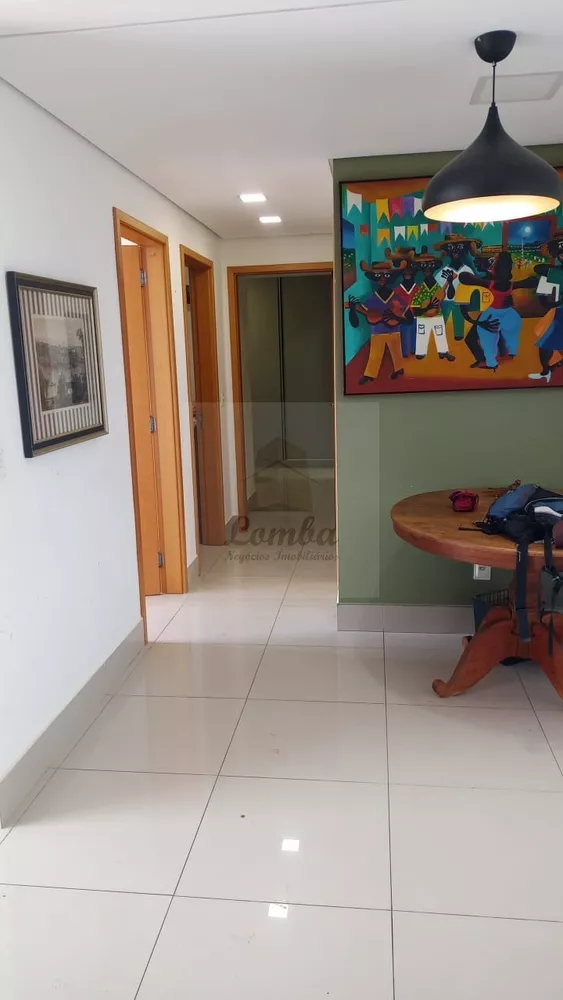 Apartamento à venda com 3 quartos, 106m² - Foto 1